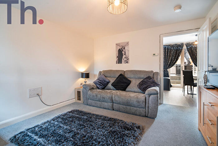 3 Bedroom End Of Terrace House For Sale In Newport, Isle Of Wight, PO30