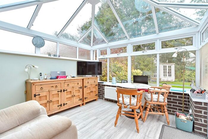 2 Bedroom Semi-Detached Bungalow For Sale In Clovelly Avenue, Felpham, Bognor Regis, West Sussex, PO22