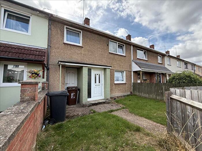 3 Bedroom End Of Terrace House For Sale In Bexhill Walk, Corby, NN18