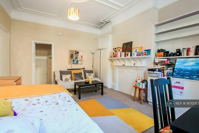 Studio To Rent In Glenmore Road, London, NW3