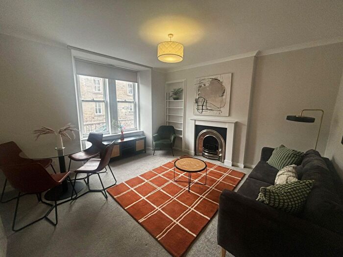 1 Bedroom Flat To Rent In Pitfour Street, Dundee, DD2