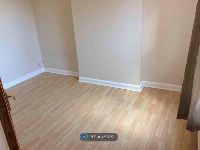 2 Bedroom Flat To Rent In Carholme Road, Lincoln, LN1