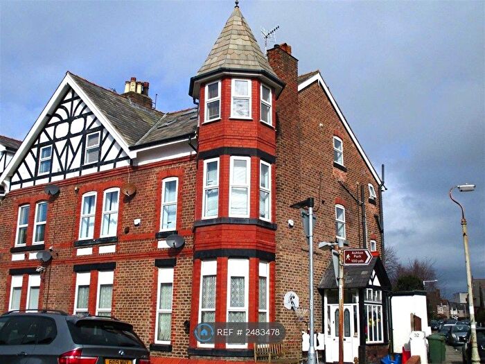 2 Bedroom Flat To Rent In West Kirby, Wirral, CH48
