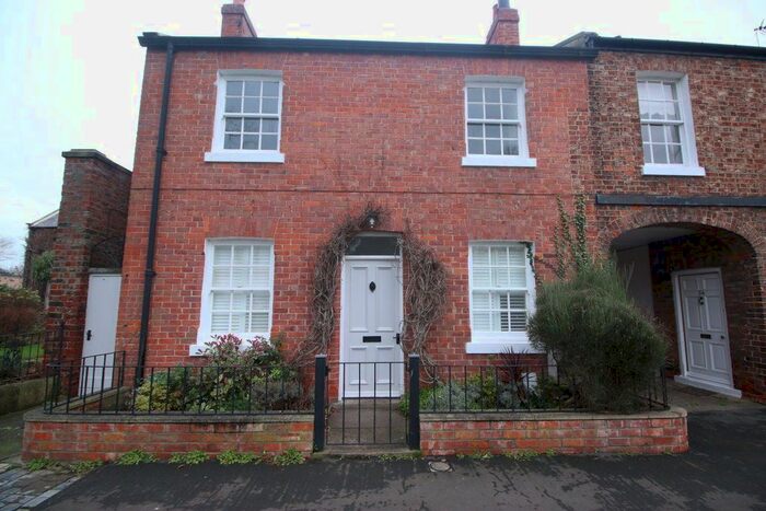 3 Bedroom Property To Rent In The Green, Hurworth, Darlington DL2