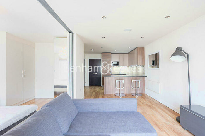 1 Bedroom Apartment To Rent In Aerodrome Road, Collindale, NW9