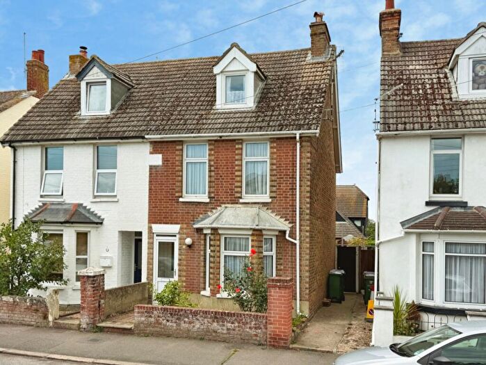 3 Bedroom Semi Detached House For Sale In St. Leonards Road, Hythe, CT21