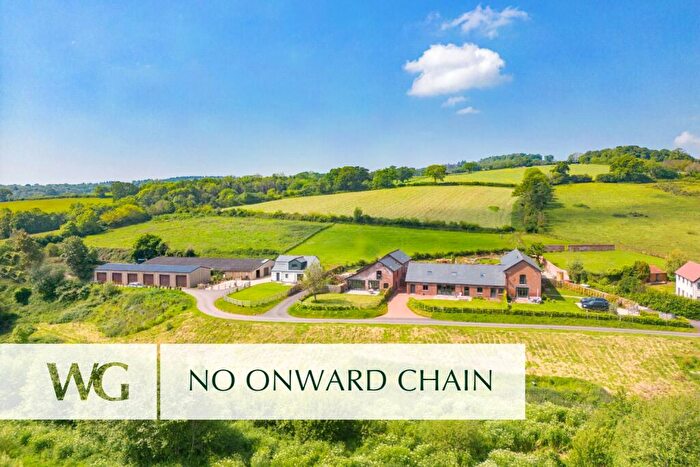 3 Bedroom Barn Conversion For Sale In Ashcombe Road, Dawlish, Devon, EX7