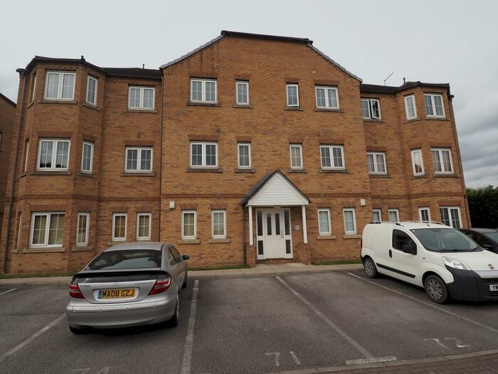 2 Bedroom Apartment To Rent In Chandlers Court, Victoria Dock, Hull, HU9