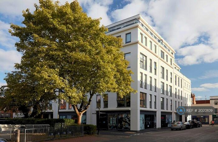 2 Bedroom Flat To Rent In Oxford Row, Leamington Spa, CV32