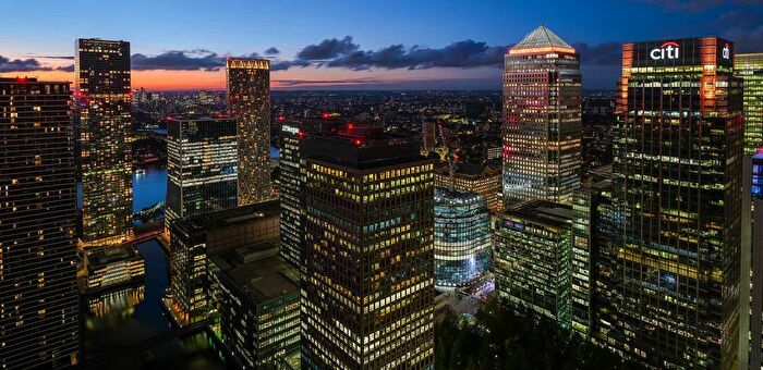 2 Bedroom Flat For Sale In London, Canary Wharf, E14