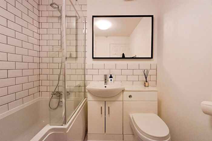 1 Bedroom Flat For Sale In Kingsway, Hove, BN3