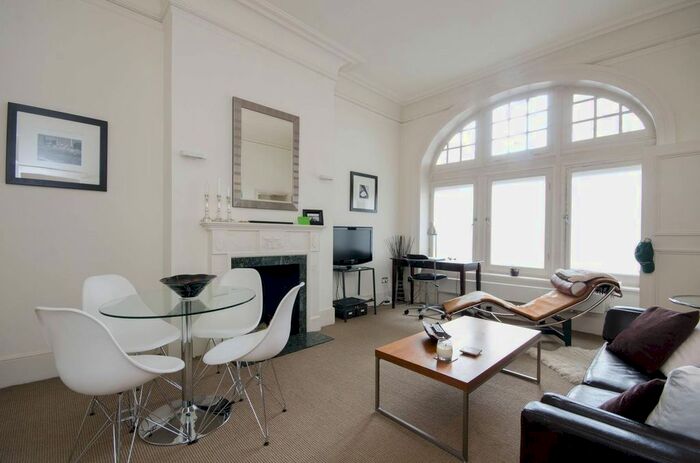 1 Bedroom Flat To Rent In Queens Gate, Chelsea, London, SW7