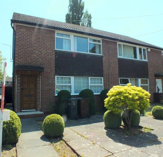 2 Bedroom Flat To Rent In Broomfields Farm Road, Solihull, B91