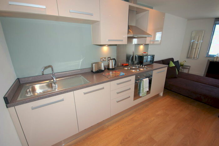 Flat To Rent In Echo Central, Cross Green Lane, City Centre, LS9