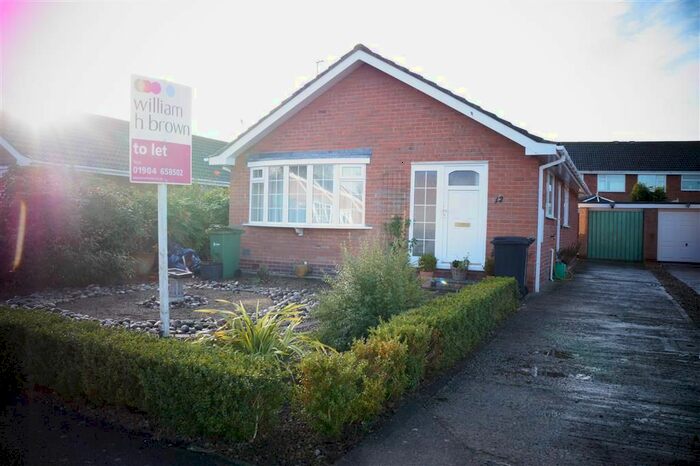 3 Bedroom Detached Bungalow To Rent In Ripley Grove, Wigginton, York YO32