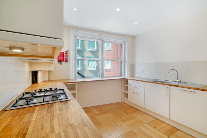 4 Bedroom Flat For Sale In Marylebone Road, NW1
