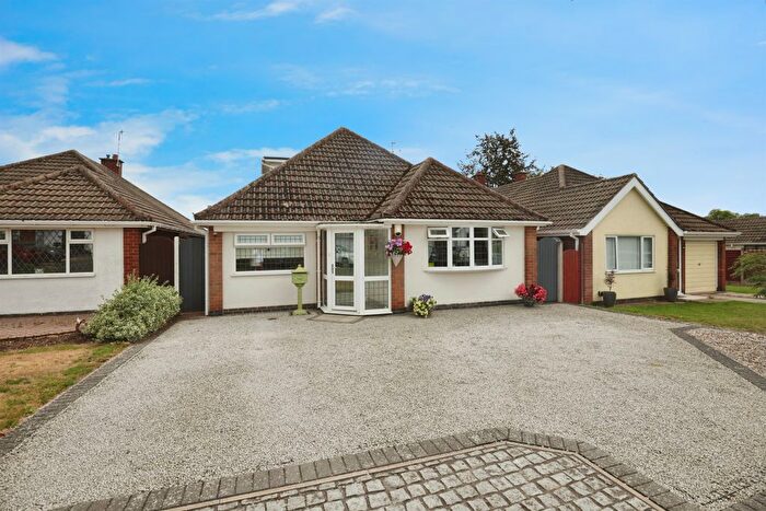 3 Bedroom Detached Bungalow For Sale In Moor Farm Close, Stretton On Dunsmore, Rugby, CV23