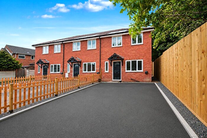 2 Bedroom End Of Terrace House For Sale In Woodfield Road, Pinxton, Nottingham, NG16