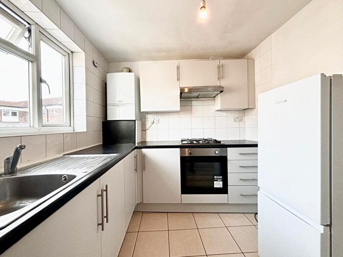 1 Bedroom Flat To Rent In Gooseley Lane, London, E6