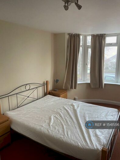 1 Bedroom Flat To Rent In Rose Hill, Oxford, OX4