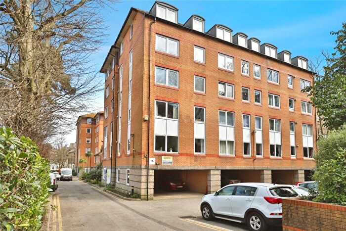 1 Bedroom Flat For Sale In St. Peters Road, Bournemouth, Dorset, BH1