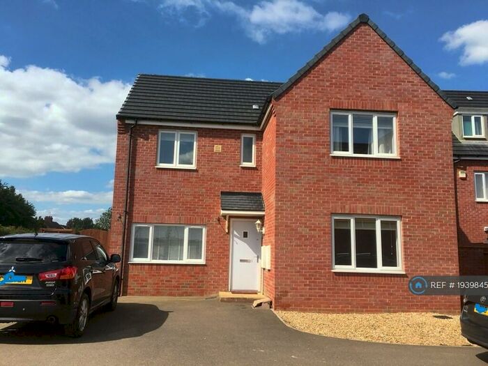 4 Bedroom Detached House To Rent In Pandora Drive, Peterborough, PE2