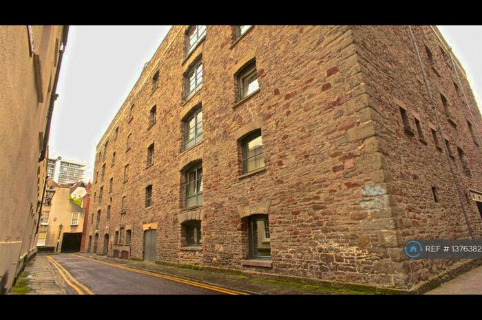 1 Bedroom Flat To Rent In Protheroes House, Bristol, BS1