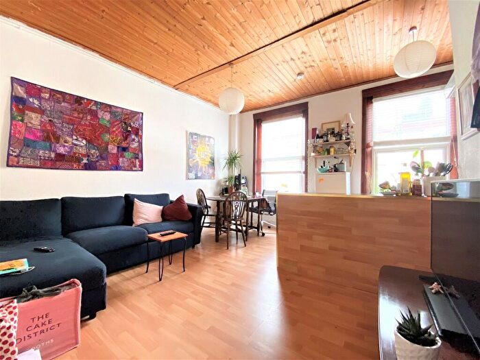 2 Bedroom Flat To Rent In Crouch Hill, London, N4