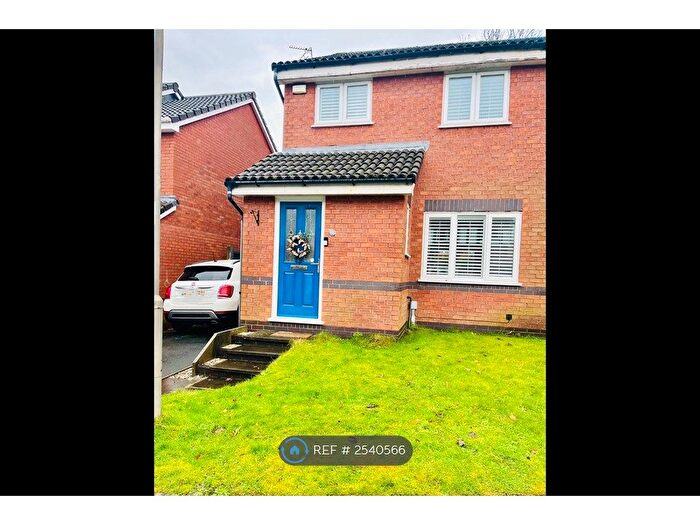 3 Bedroom Semi-Detached House To Rent In Hollins Close, Liverpool, L15