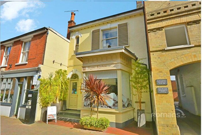 3 Bedroom Flat To Rent In Parchment Street, Winchester, SO23
