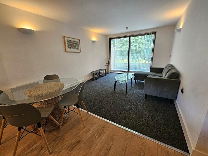 2 Bedroom Apartment To Rent In Advent Block, Isaac Way, Ancoats, M4