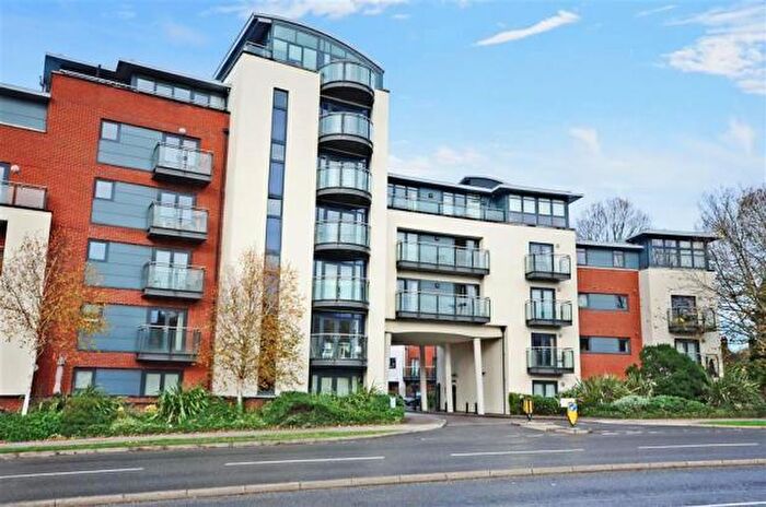 2 Bedroom Apartment To Rent In Albion Way, Horsham, RH12