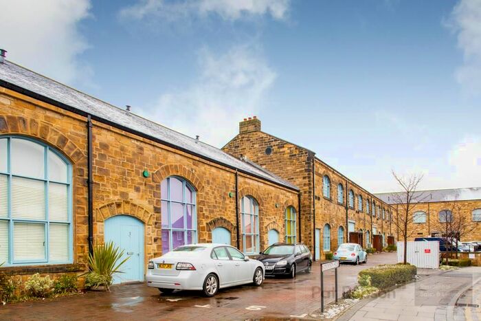 2 Bedroom Flat To Rent In Kenilworth House, Fletcher Road, Gateshead, NE8