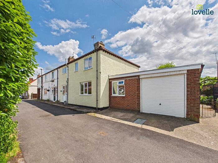 3 Bedroom End Of Terrace House For Sale In Highfield Terrace, Glentham, LN8