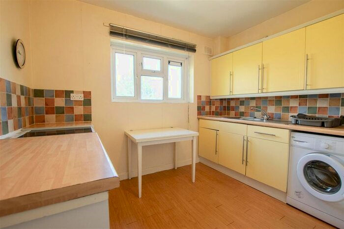 1 Bedroom Flat For Sale In Hampshire Court, Abdon Avenue, Birmingham, B29
