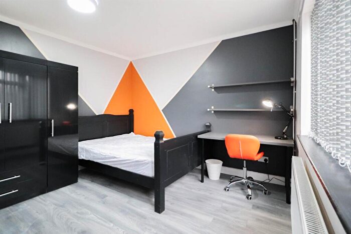 7 Bedroom Terraced House To Rent In Charter Avenue, Coventry, CV4