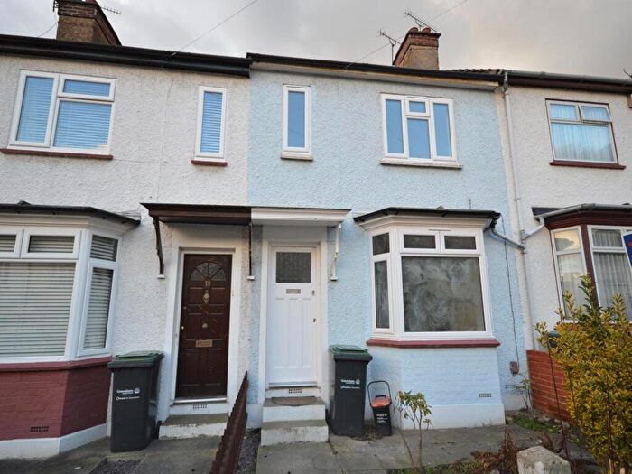 3 Bedroom Terraced House To Rent In Davis Avenue, Northfleet, Gravesend, Kent, DA11