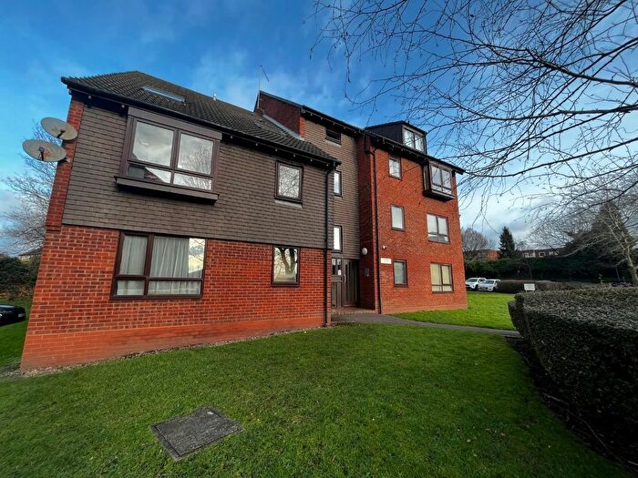 2 Bedroom Flat To Rent In Griffin Gardens, Harborne, Birmingham, B17