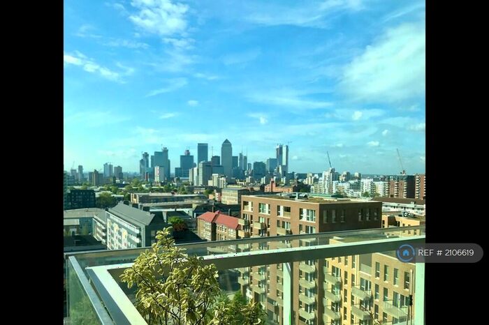 Studio To Rent In Marner Point, London, E3