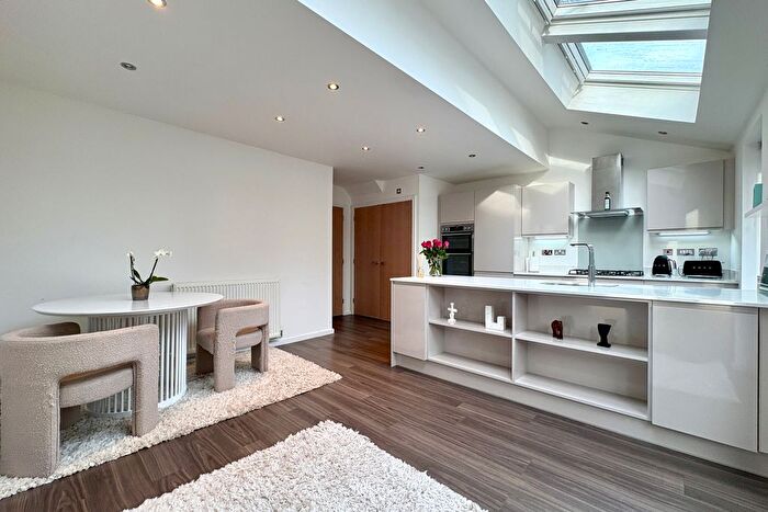 3 Bedroom Semi-Detached House For Sale In Bracken Close, Standish, Wigan, WN6