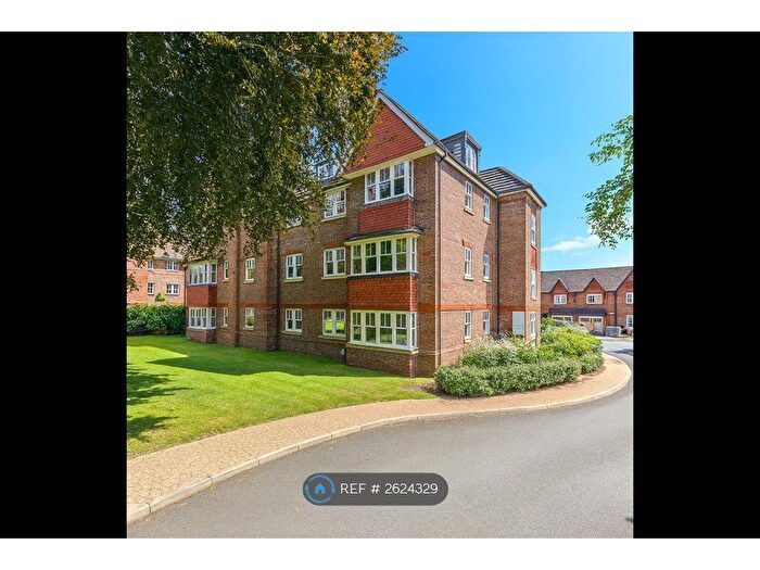 2 Bedroom Flat To Rent In Rickmansworth Road, Watford, WD18