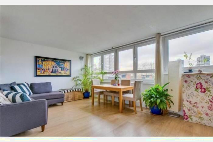 1 Bedroom Flat To Rent In Battersea Bridge Road, London, SW11