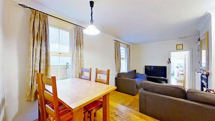 2 Bedroom Maisonette To Rent In Penwith Road, London, SW18