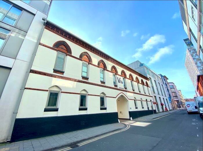 1 Bedroom Flat To Rent In Viva Apartments, Commercial Street, Birmingham, West Midlands, B1