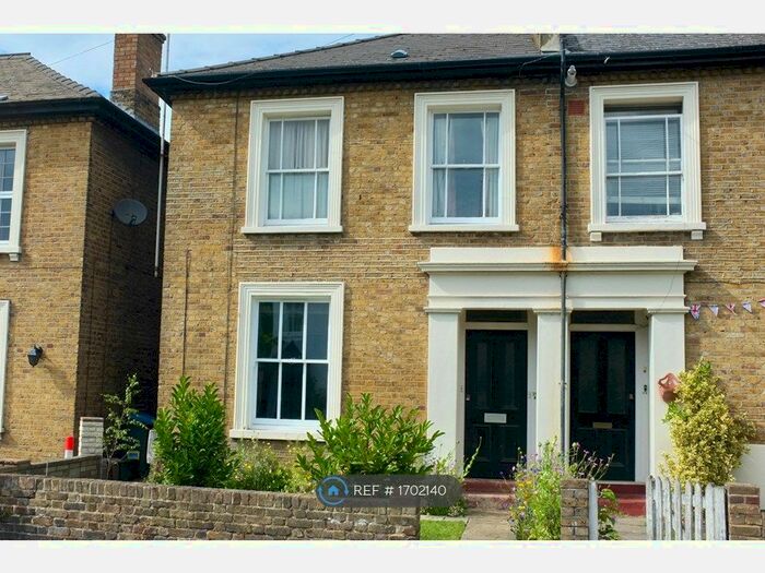 1 Bedroom Flat To Rent In Orchard Road, Kingston Upon Thames, KT1