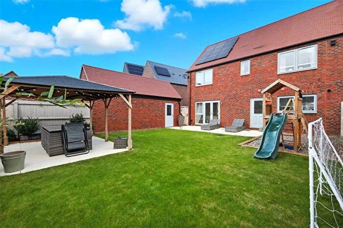 4 Bedroom Detached House For Sale In Turbot Drive, Great Wakering, Southend-On-Sea, Essex, SS3