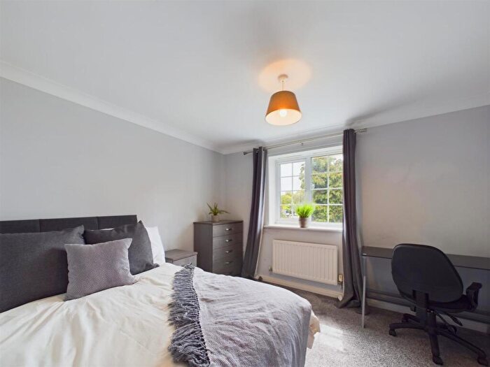 2 Bedroom Apartment To Rent In Cherry Croft, Kingfisher Way - Inc Bills Option, LE11