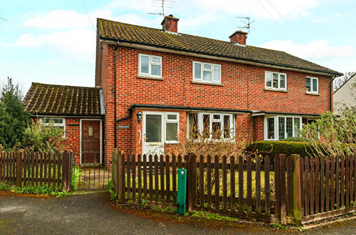 3 Bedroom Semi Detached House For Sale In Catteshall Road, Godalming, Surrey, GU7