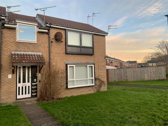 Studio To Rent In Beaminster Way, Newcastle Upon Tyne, NE3