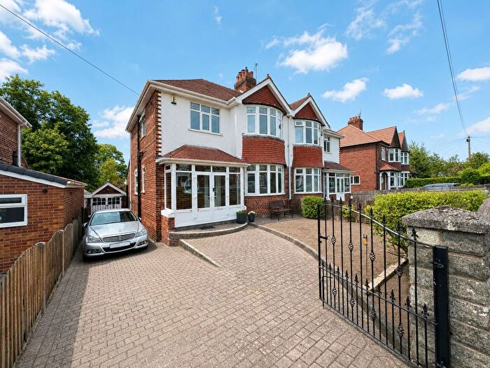 3 Bedroom Semi-Detached House For Sale In Egerton Road, Prenton, CH43